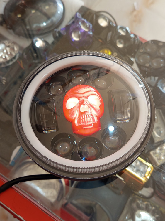 چراغ جلوی موتور سیکلت لنزدار تلسکوپی و نئون دار