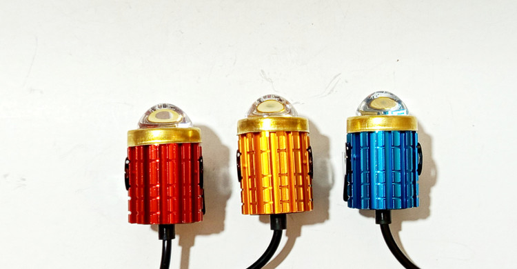 خرید پرژکتور تک لنز مدل موشکی با بدنه رنگی