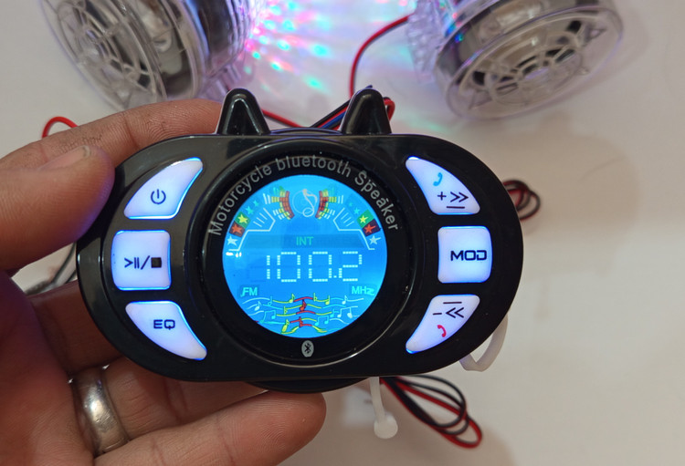 صفحهنمایش تمام رنگی و موزیکال سیستم صوتی موتورسیکلت