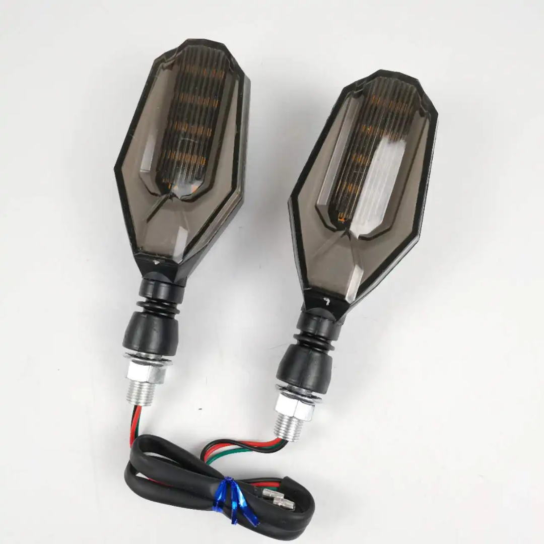 قیمت چراغ راهنمای موتورسیکلت مدل LED (دیلایت دار)