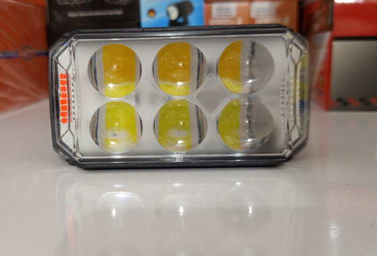 پرژکتور شش لنز مدل U-۱۵۶ فدرالی ۸ حالته ۴۵ وات و فلاشردار