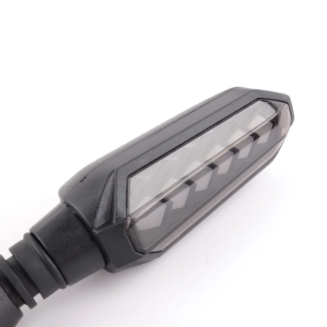 خرید چراغ راهنمای موتورسیکلت مدلA_9 اسپورت (رانینگ دار دیلایت دار)