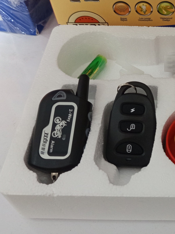 خرید و قیمت دزدگیر موتورسیکلت مدل ویبره دار و مکان یاب دار استارتی