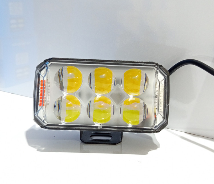 خریدو قیمت پرژکتور 6 لنز مدل U-۱۵۶ فدرالی ۸ حالته ۴۵ وات و فلاشردار