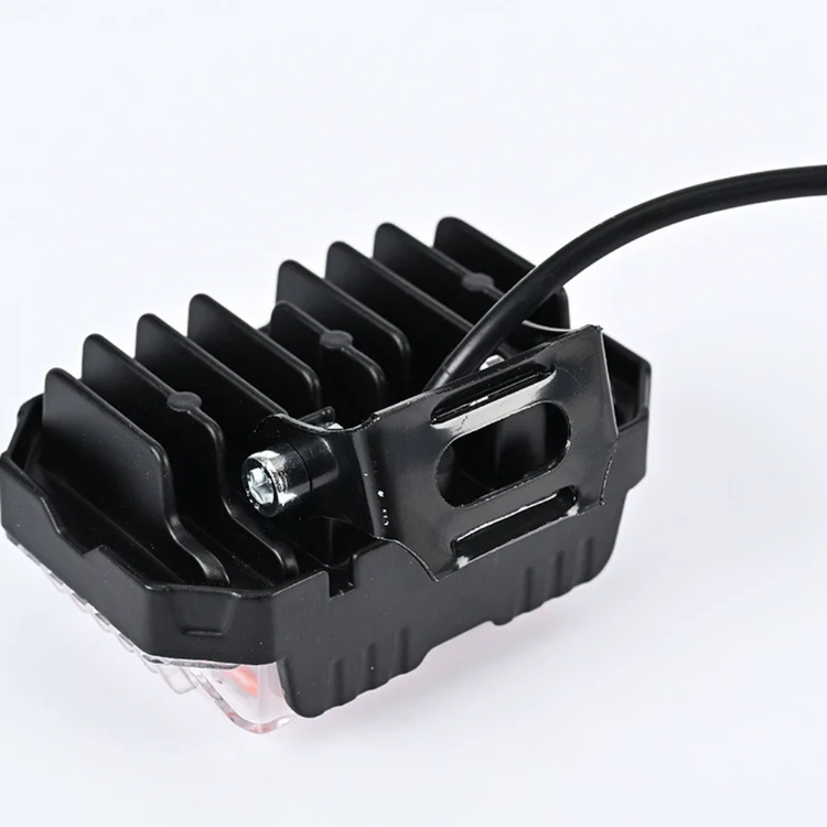 خرید وقیمت پرژکتور 4 لنز مدل BB2208 فدرالی 6 حالته فلاشردار (35W)