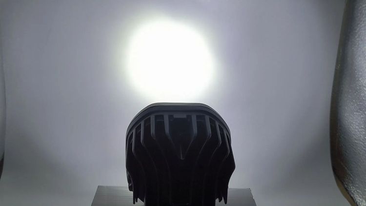 خرید و قیمت پرژکتور ۴ لنز مدل Lasergun_400 تک حالته سفید ۸۰ وات (۲عددی)