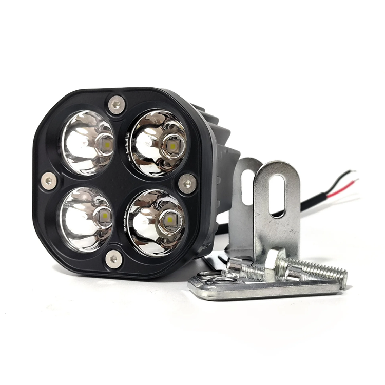 قیمت و خرید پرژکتور ۴ لنز مدل Lasergun_400 تک حالته سفید ۸۰ وات (۲عددی)